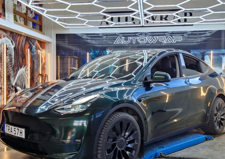 Foliering av bil: Så fungerar det och därför växer intresset